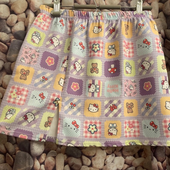 Sanrio - Hello Kitty - New Girl Order NGO - patchwork Printed miniskirt - sz 12 - Picture 3 of 6
